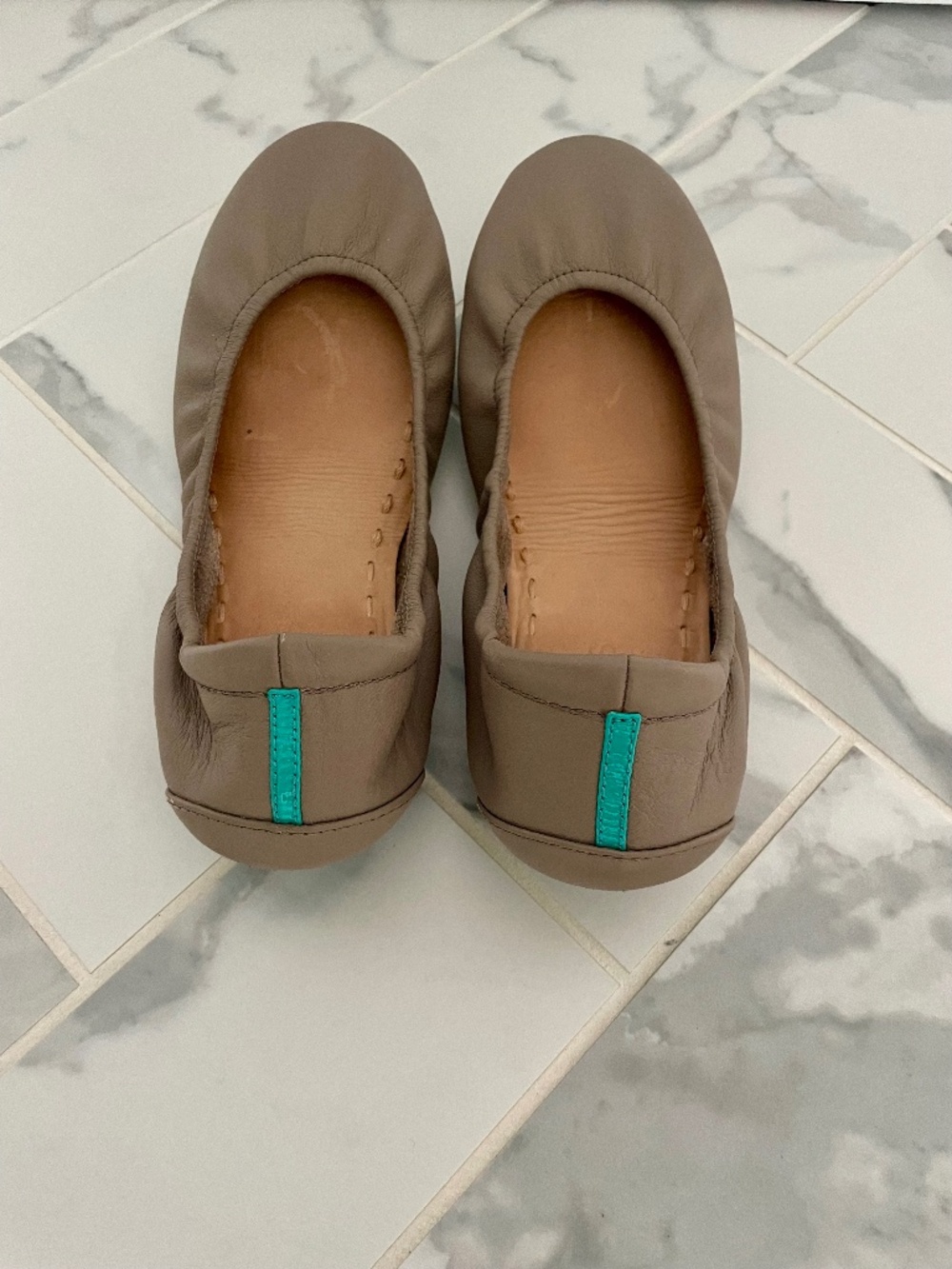 Tieks by Gavrieli Taupe Leather Ballet Flats Foldable Shoes